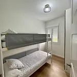 Precioso Y Acogedor Apto. En Noia. Recien Renovado Apartman Noya