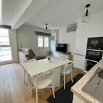 Apartman Precioso Y Acogedor Apto. En Noia. Recien Renovado Noya
