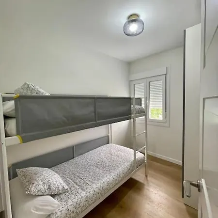 Precioso Y Acogedor Apto. En Noia. Recien Renovado Apartment Noia